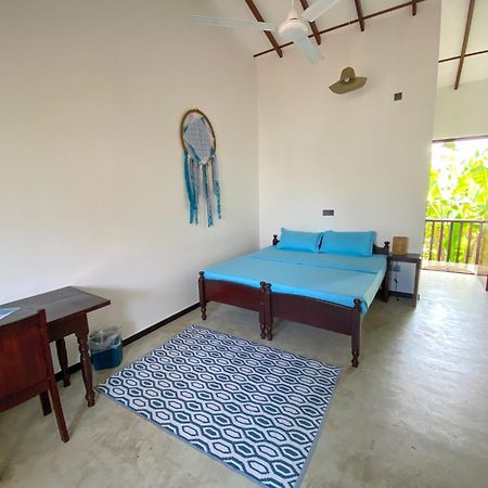 Hotel The Calm Palm Hikkaduwa Exterior foto