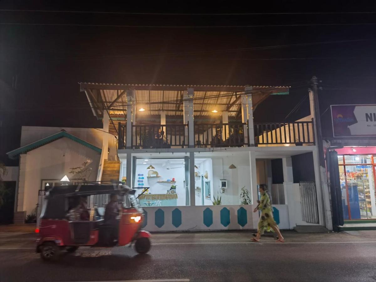 Hotel The Calm Palm Hikkaduwa Exterior foto